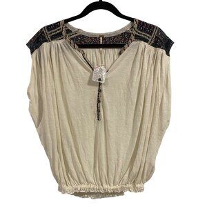 Free‎ People Ivory Boho Top With Mixed Media Floral Detail Size XS New With Tags